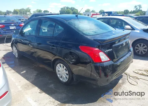 2017 Nissan Versa 1.6 S+ z USA, uszkodzony, nr VIN 3N1CN7AP9HL826625